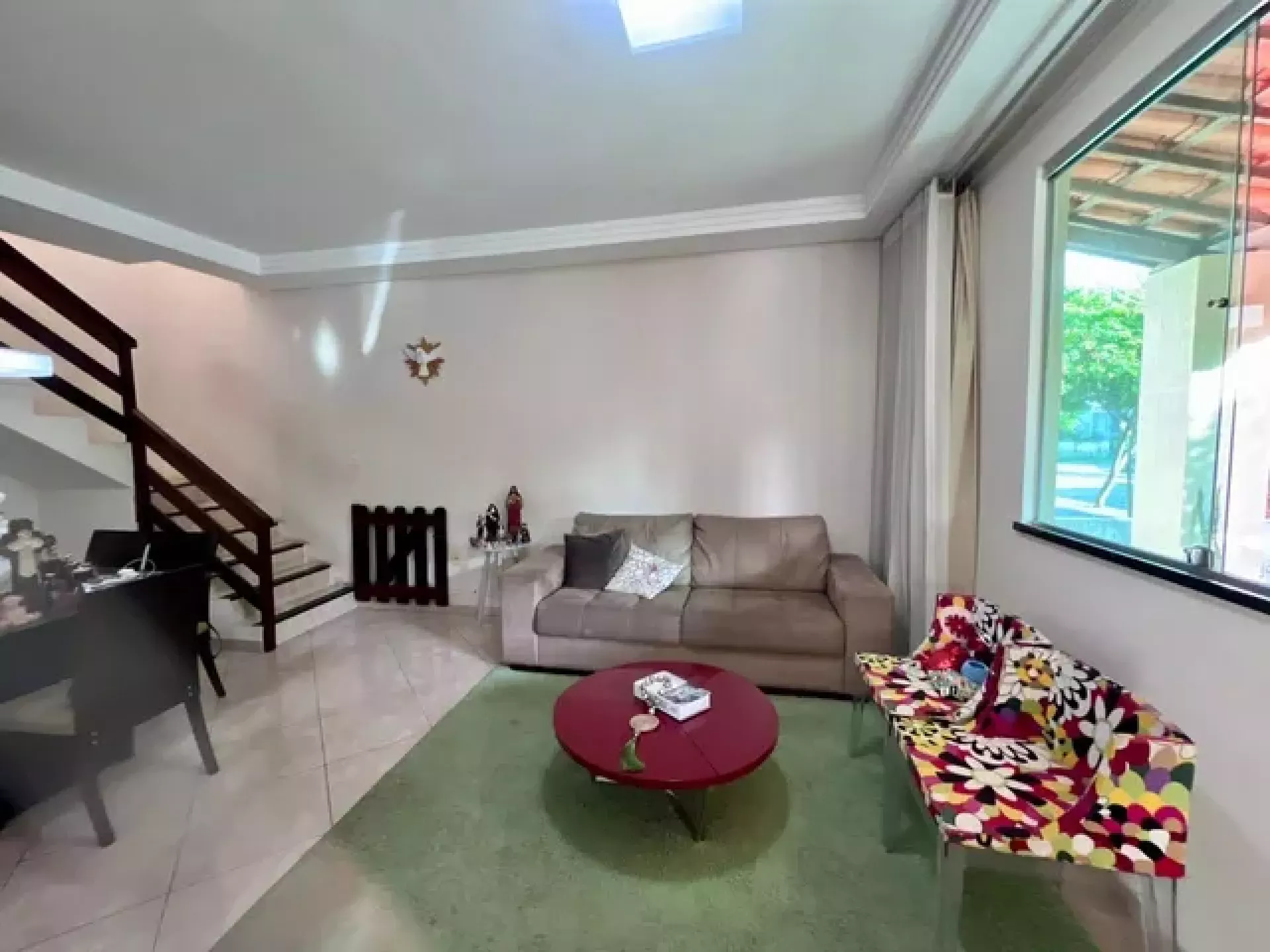 EXCELENTE CASA DE CONDOMÍNIO NA ARUANA