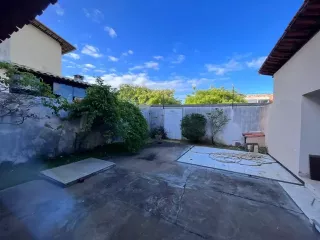 EXCELENTE CASA DE CONDOMÍNIO NA ARUANA