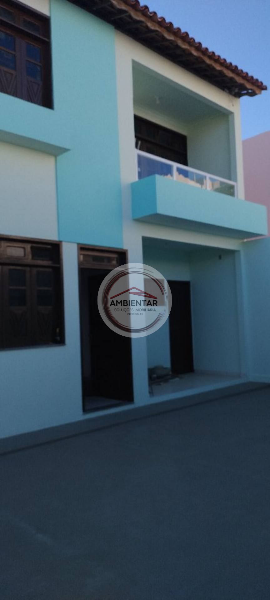 CASA PRONTA PARA MORAR NA ATALAIA