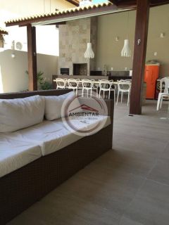 EXCELENTE CASA DE CONDOMÍNIO - PORTEIRA FECHADA NA ARUANA