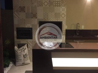 EXCELENTE CASA DE CONDOMÍNIO - PORTEIRA FECHADA NA ARUANA