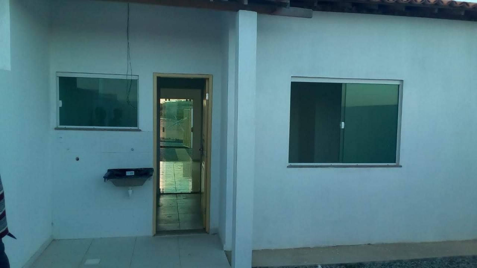 Casa 2/4 no Jabotiana