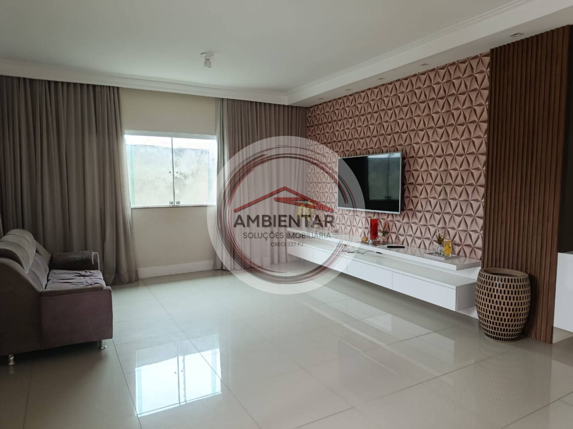 CASA NA ARUANA C/ TERRENO DE 435 M²