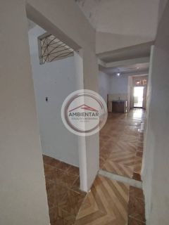 Otima casa de andar grande no Centro