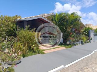 Linda Casa com 3/4 sendo um suíte na Aruana