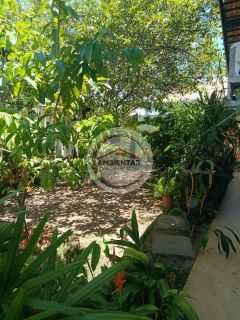 Linda Casa com 3/4 sendo um suíte na Aruana