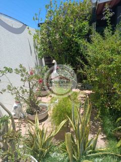 Linda Casa com 3/4 sendo um suíte na Aruana