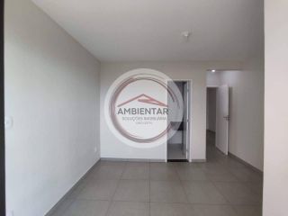Residencial de 2 andares com 4 casas na Coroa do meio