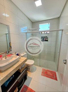 Linda casa com 4/4, sendo 2 suites na Aruana