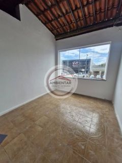 CASA À VENDA NO CENTRO, ÓTIMA LOCALIZAÇÃO