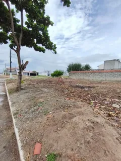 Oportunidade!!!Terreno 11x30 na ARUANA!! Loteamento AQUARIUS!!!