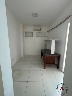 Alugo imóvel Comercial com três salas