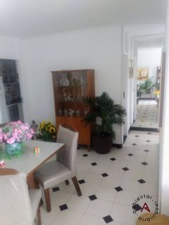 Vendo Apt enfrente ao Assaí na  AV. Adélia franco
