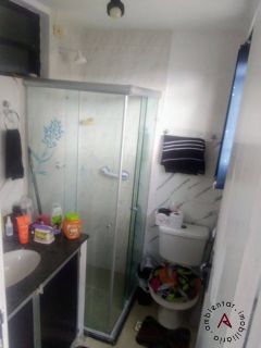Vendo Apt enfrente ao Assaí na  AV. Adélia franco