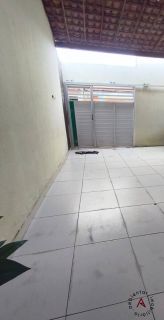 Vendo ótima casa no Conj.Padre Pedro/ Santa Maria