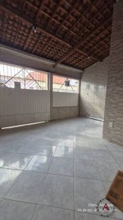 Vendo ou Troco casa no conj. Castelo Branco