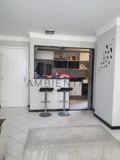 Apartamento Para Vender com 2 quartos 1 suíte no bairro Luzia em Aracaju