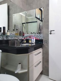 Apartamento Para Vender com 2 quartos 1 suíte no bairro Luzia em Aracaju