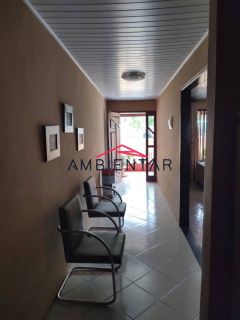 Casa Para Vender com 3 quartos no bairro Santa Lúcia em Aracaju