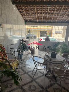 Casa Para Vender com 3 quartos no bairro Bugio em Aracaju