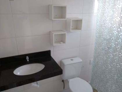 Casa estilo sobrado com 2 dormitórios suítes, no bairro Espírito Santo.
