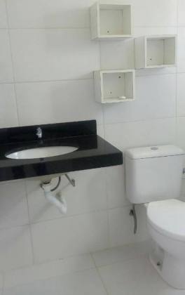 Casa estilo sobrado com 2 dormitórios suítes, no bairro Espírito Santo.