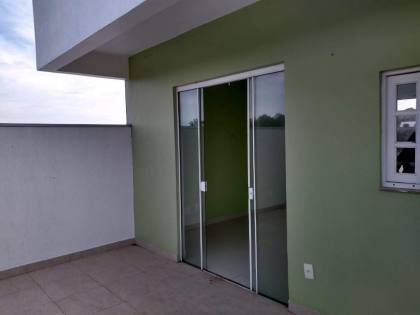 Casa estilo sobrado com 2 dormitórios suítes, no bairro Espírito Santo.