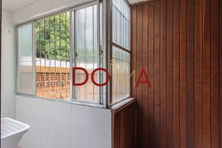 Apartamento com 66m², 2 dormitórios, no Bairro Santana, Porto Alegre.