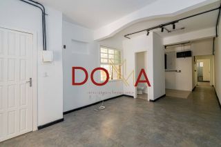 Vende apartamento com 46m², 2 dormitórios, 1 vaga, no Bairro Bom fim, Porto Alegre.