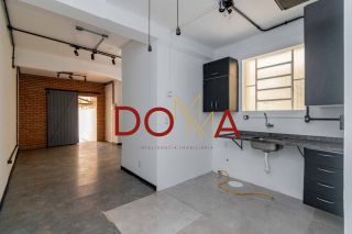 Vende apartamento com 46m², 2 dormitórios, 1 vaga, no Bairro Bom fim, Porto Alegre.