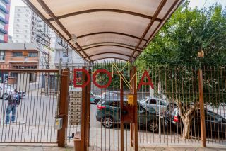 Vende apartamento com 46m², 2 dormitórios, 1 vaga, no Bairro Bom fim, Porto Alegre.