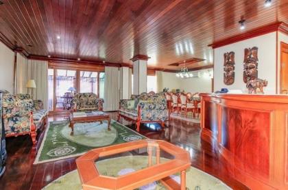 Venda casa em condomínio com 609m², 6 dormitórios, 4 vagas, Bairro Cavalhada, Porto Alegre.
