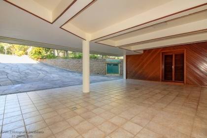 Venda casa em condomínio com 609m², 6 dormitórios, 4 vagas, Bairro Cavalhada, Porto Alegre.