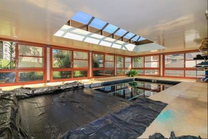 Venda casa em condomínio com 609m², 6 dormitórios, 4 vagas, Bairro Cavalhada, Porto Alegre.