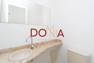Apartamento com 60m², 2 dormitórios, vaga dupla, Bairro Menino Deus, Porto Alegre.