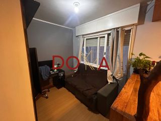 Vende Apartamento JK com 28m², Centro, Porto Alegre.