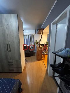 Vende Apartamento JK com 28m², Centro, Porto Alegre.