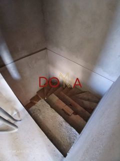 Vende Casa com 71m². 2 dormitórios, Barra Valha, Santa Catarina.