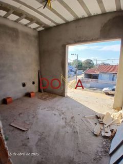 Vende Casa com 71m². 2 dormitórios, Barra Valha, Santa Catarina.