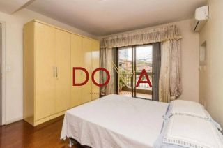 Vende Apartamento com 88m², 2 dormitórios, 1 vaga, Bairro Medianeira, Porto Alegre.