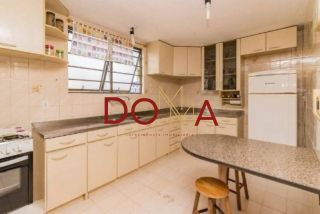 Vende Apartamento com 88m², 2 dormitórios, 1 vaga, Bairro Medianeira, Porto Alegre.