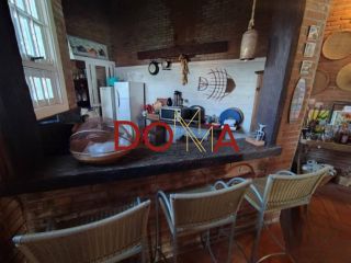 Vende Casa com 4 dormitórios, 2 suítes, 3 vagas, Imbé/RS