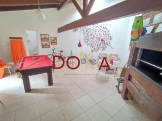 Vende Casa com 4 dormitórios, 2 suítes, 3 vagas, Imbé/RS