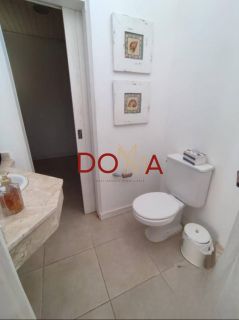 Vende Casa com 4 dormitórios, 2 suítes, 3 vagas, Imbé/RS