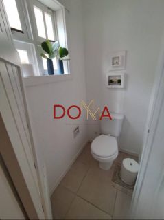 Vende Casa com 4 dormitórios, 2 suítes, 3 vagas, Imbé/RS