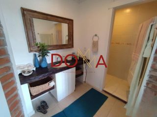 Vende Casa com 4 dormitórios, 2 suítes, 3 vagas, Imbé/RS