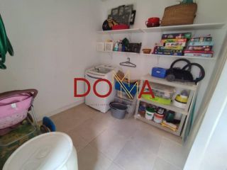 Vende Casa com 4 dormitórios, 2 suítes, 3 vagas, Imbé/RS