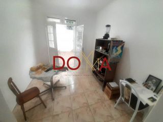 Vende Apartamento com 57m², 2 dormitórios, Cidade Baixa, Porto Alegre.