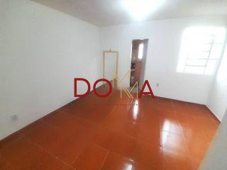 Vende Apartamento com 57m², 2 dormitórios, Cidade Baixa, Porto Alegre.
