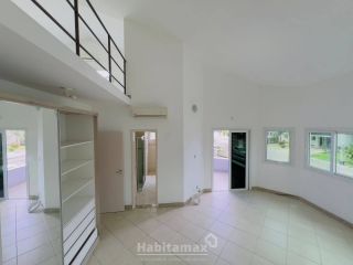 Casa de Alto Padrão no Condomínio Portugal. More na melhor localização do Parque das Laranjeiras, a poucos Minutos da Nilton Lins.